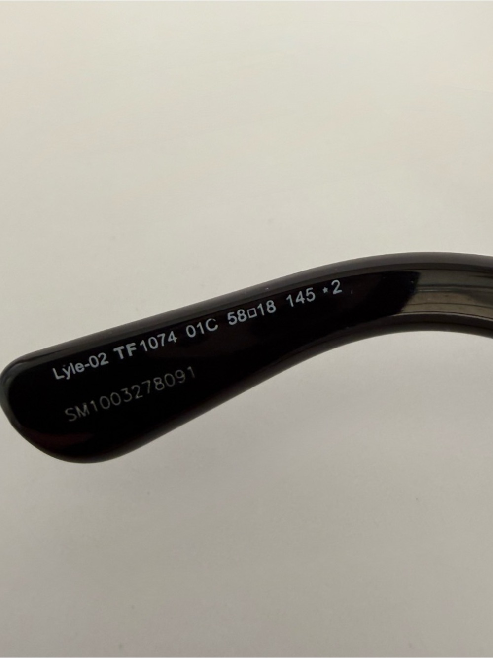 NEW!!! Tom Ford unisex sunglasses Lyle 02 TF1074 01C Authentic - Picture 3 of 8